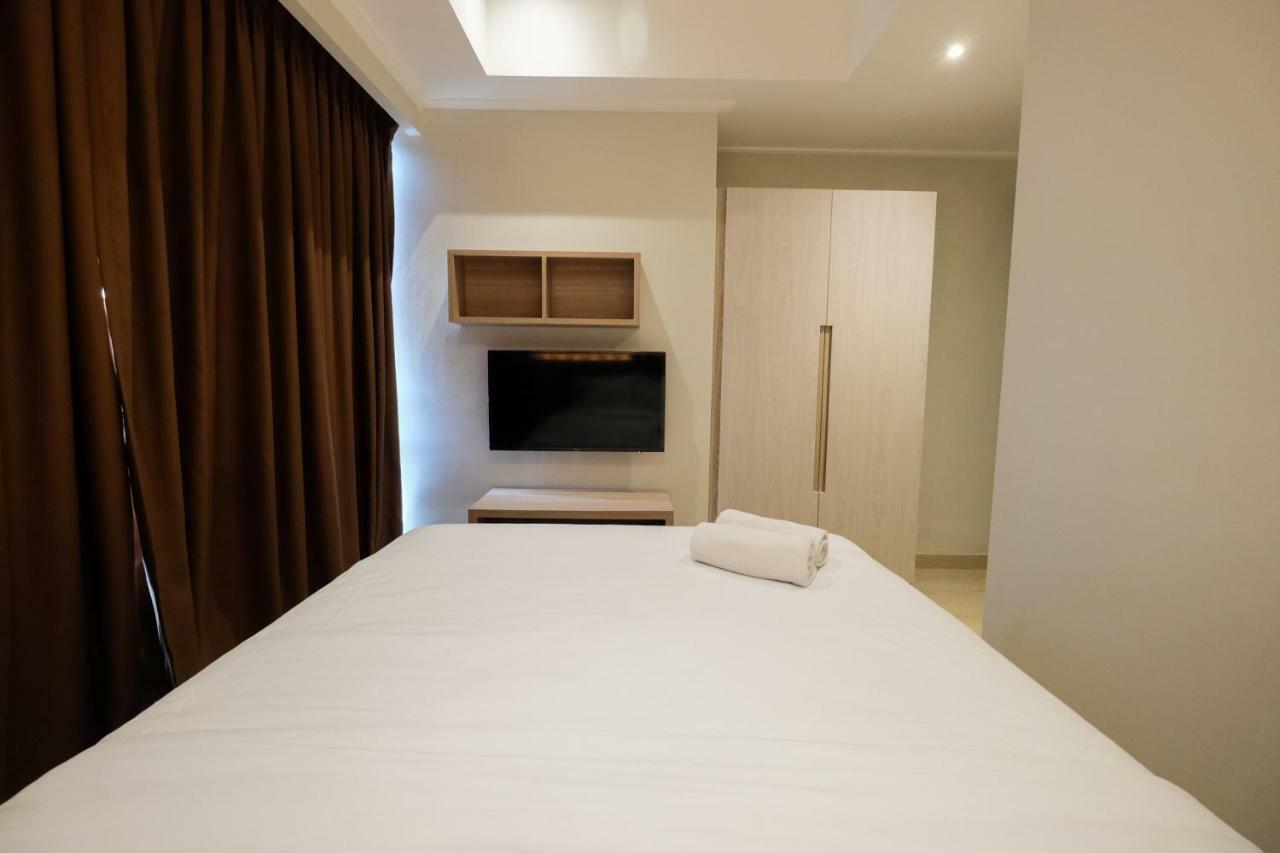 Comfortable And Modern 2Br Menteng Park Apartment By Travelio Jakarta Exteriör bild